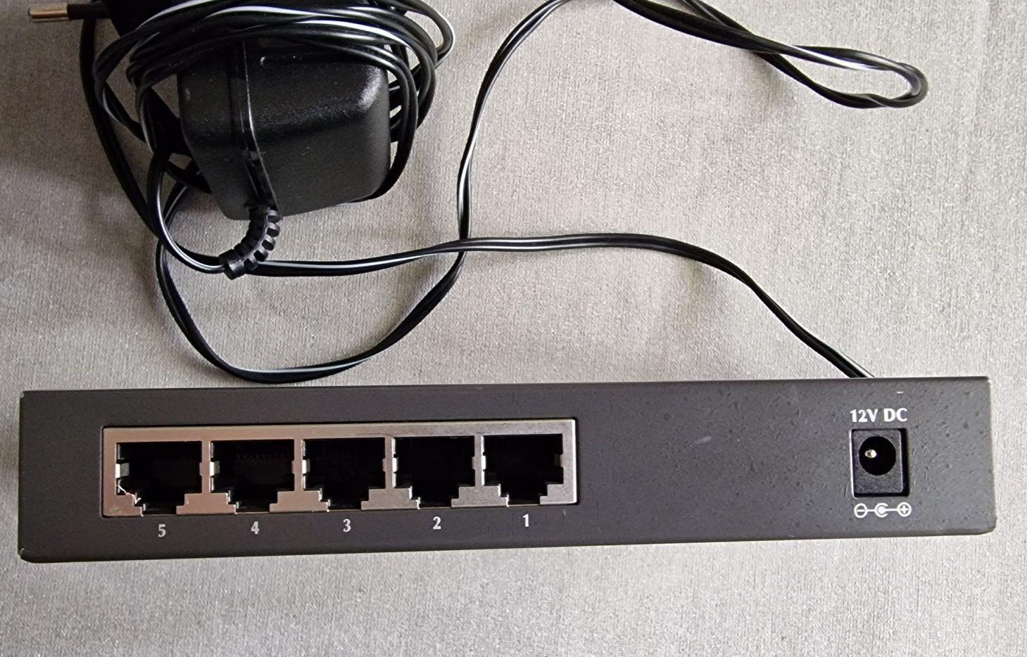 Switches Ethernet 10/100Mbps 5 portas