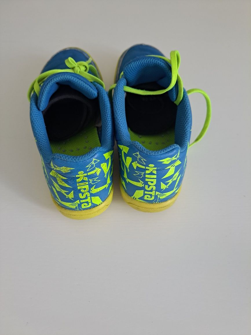 Buty chłopięce decathlon kipsta 33