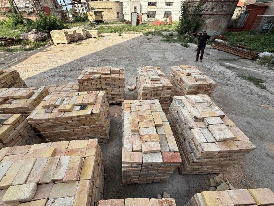 Цегла вогнетривка