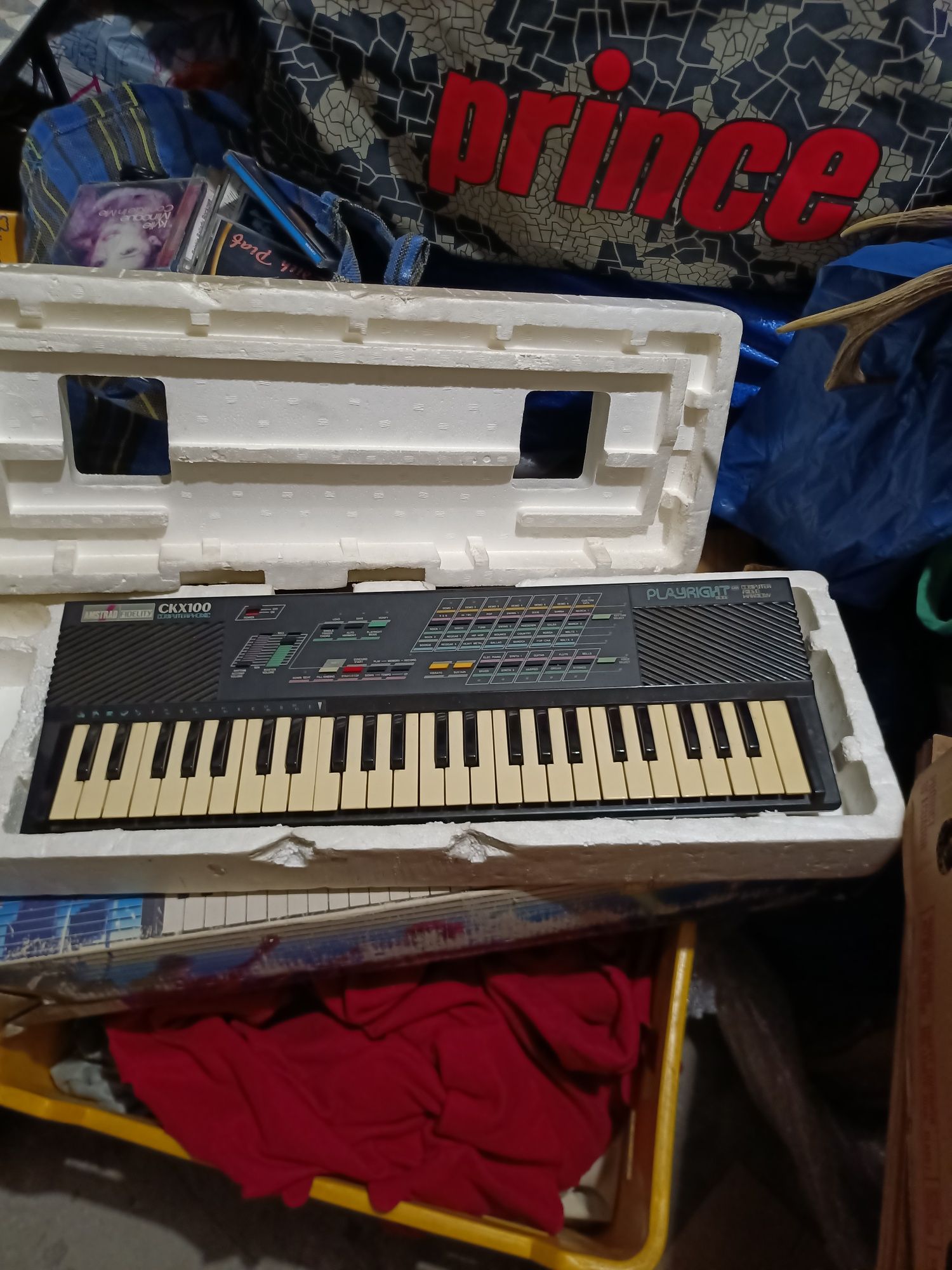 Amstrad model CKX 100