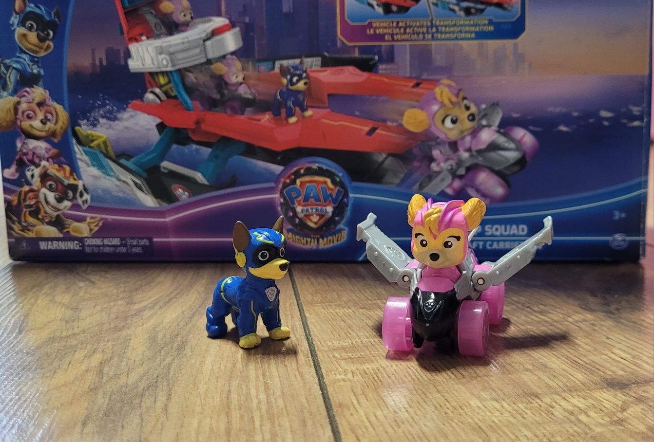 Zabawka Psi Patrol,Nickelodeon, Pup Squad, pojazd powietrzny z figurka