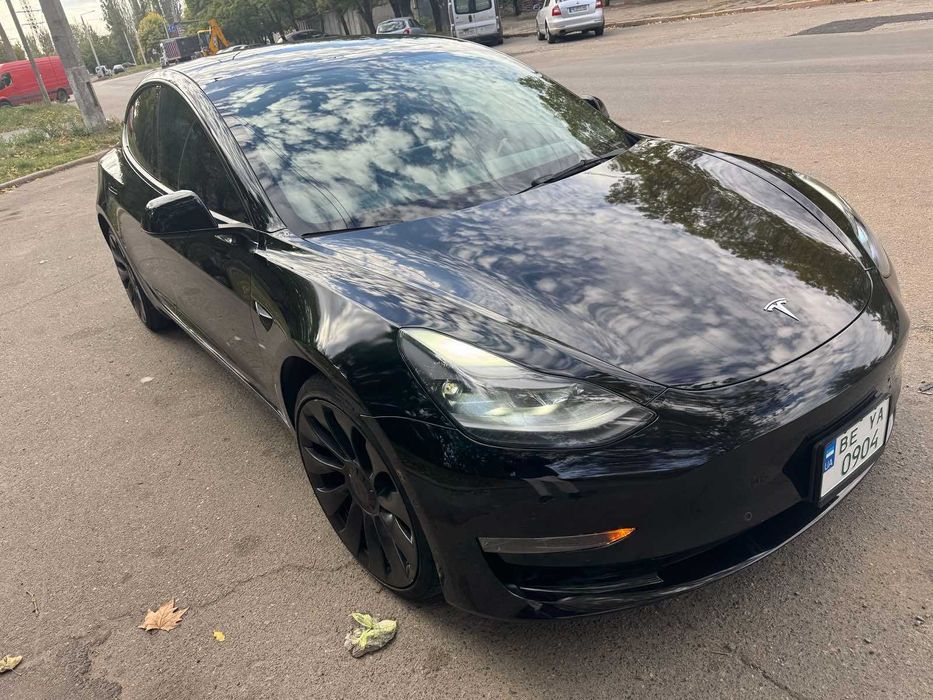 Tesla Model 3 Performance 82.5кВт  2022