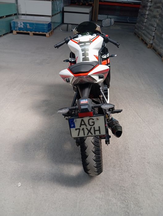 125CC foster  R9