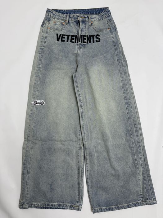 Джинсы Vetements Logo jeans baggy м