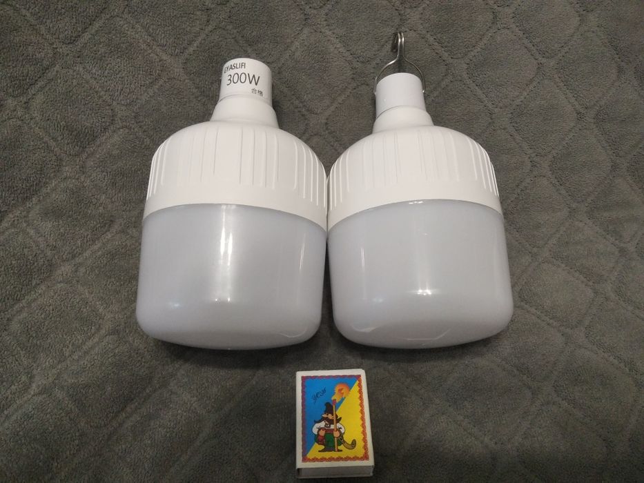Светодиодная перезаряжаемая LED лампа 300 wat