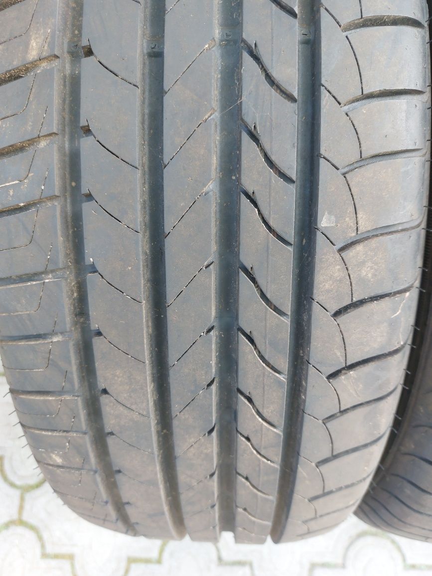 Резина Шини 215/50/R17 Goodyear 2шт