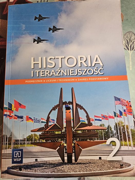 Historia i teraźniejszość 2
