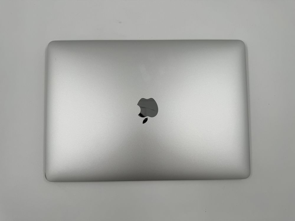 Ідеальний Apple Macbook Air 13 2020 M1 8GB RAM 256GB SSD IL4668