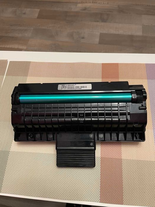 Витратні матеріали Електроніка/комп'ютери та комплектуючі