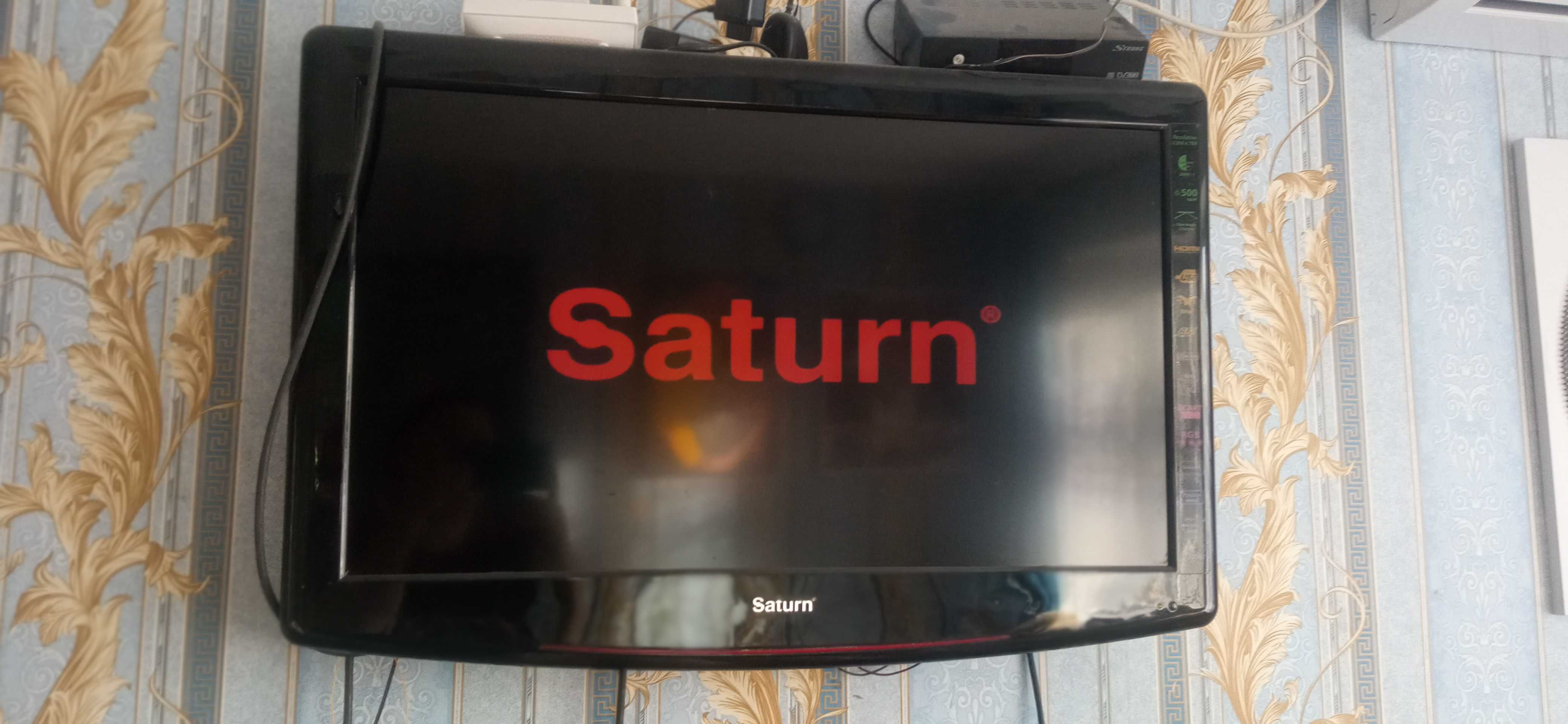 Телевізор Saturn