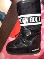 Зимние сапоги из коллекции Moon Boot