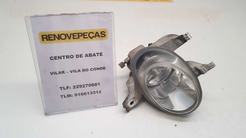 Farol nevoeiro frente direito PEUGEOT 206 (2A/C)