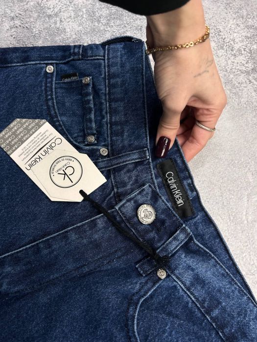 Джинси мом Calvin Klein