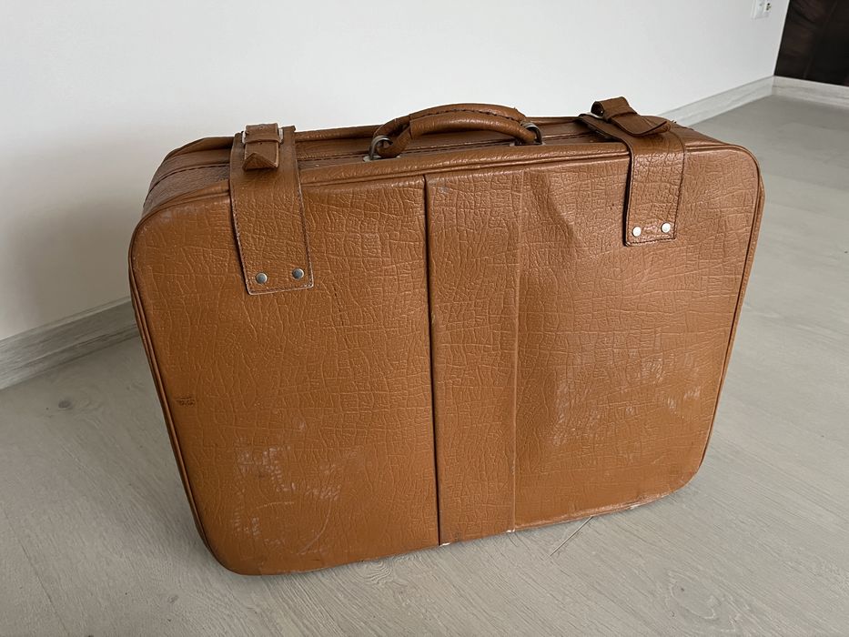 Walizka skórzana retro z 2 kluczykami