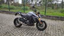 Suzuki Gsxs 1000 como nova