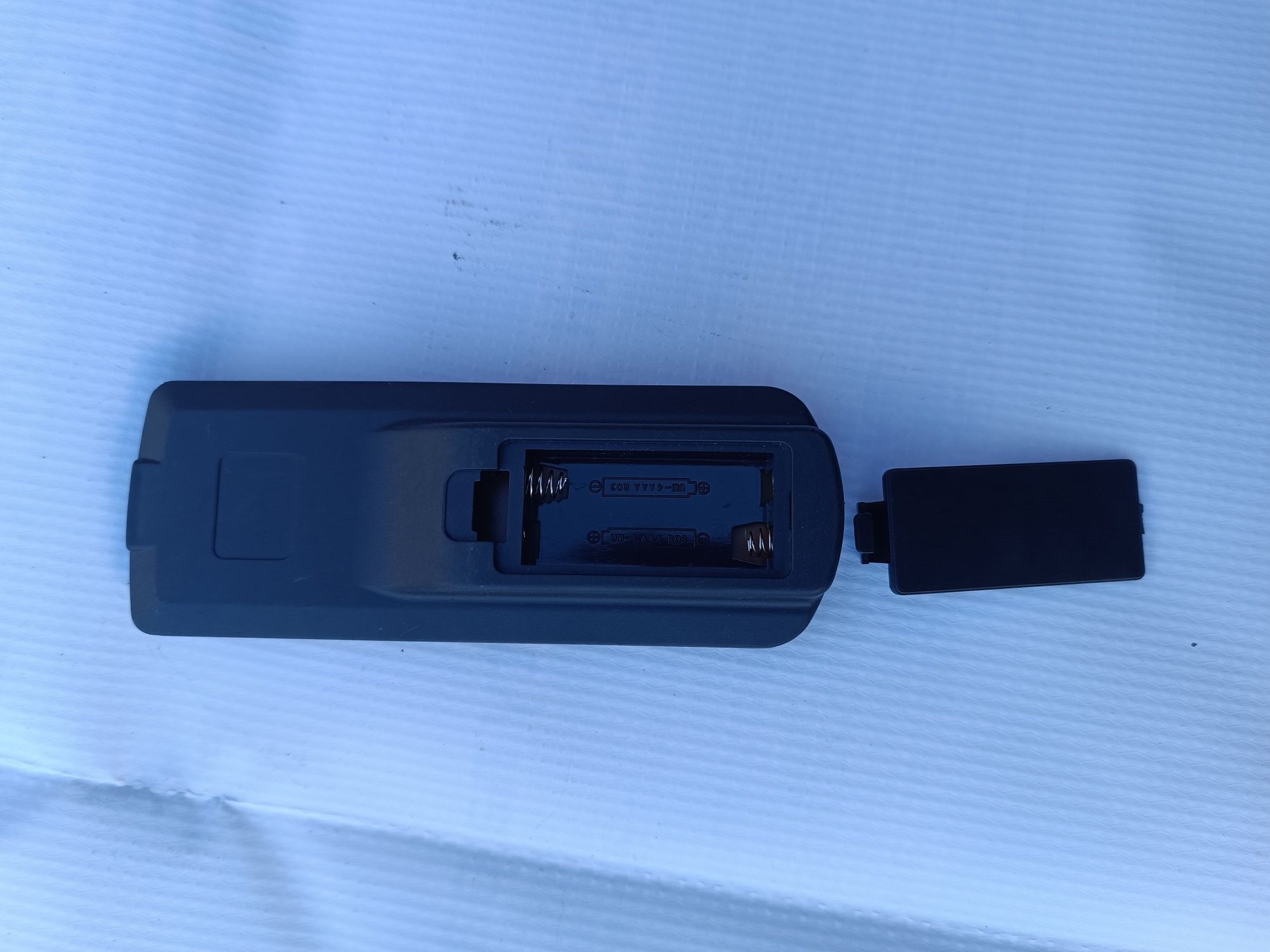 Pilot do projektora Klarstein pocketbeam projektor LED