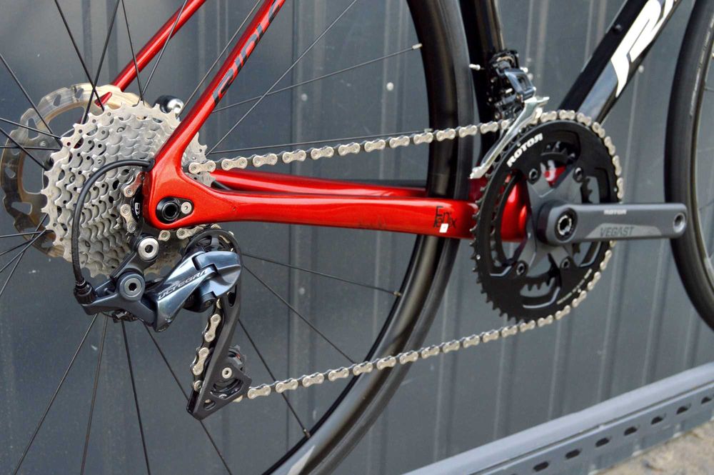 Premium komfortowa szosa RIDLEY FENIX DISC ULTEGRA M R8000 endurance