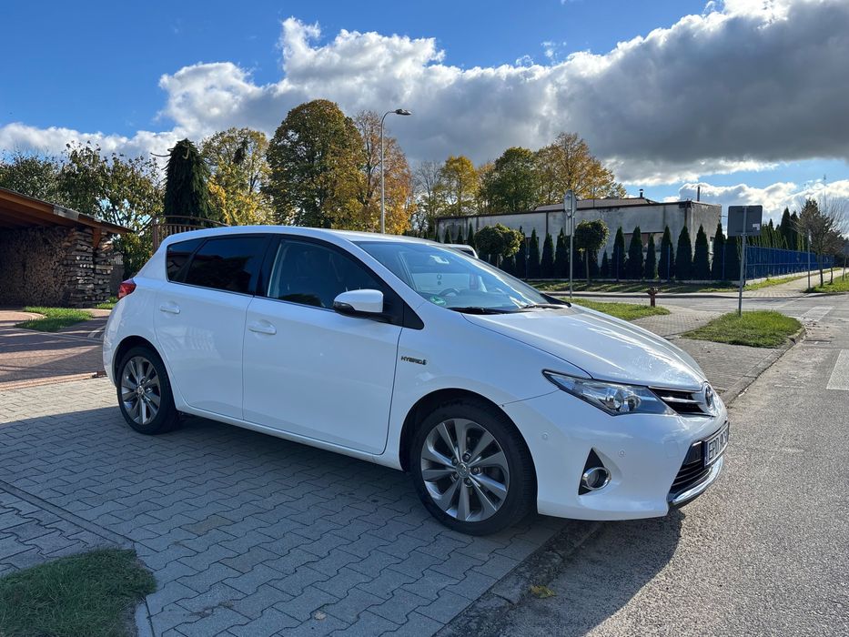 TOYOTA AURIS 1.8 HSD Prestige Navi - Parktronic
