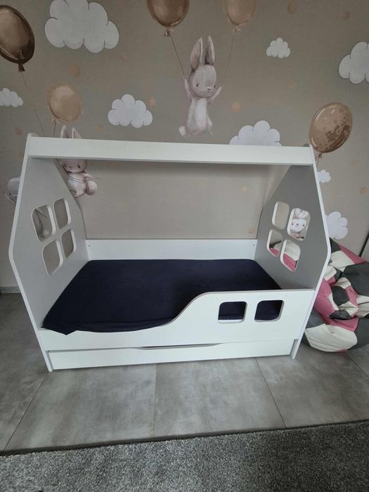 Łóżeczko-domek dla maluszka