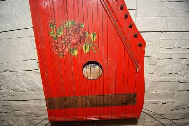 Cytra mandolina instrument