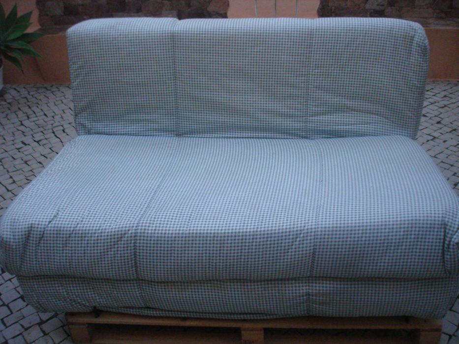 Sofá desdobrável versátil