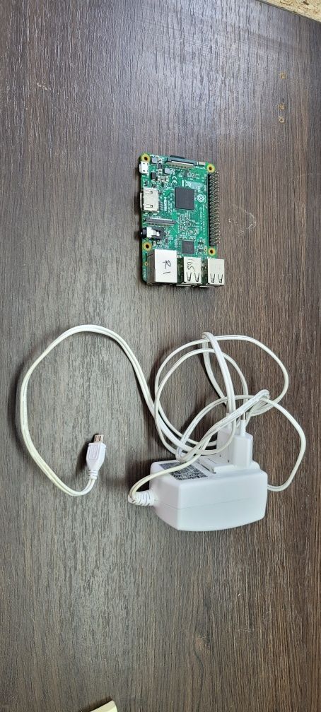 Raspberry PI 3 B v1.2 z zasilaczem