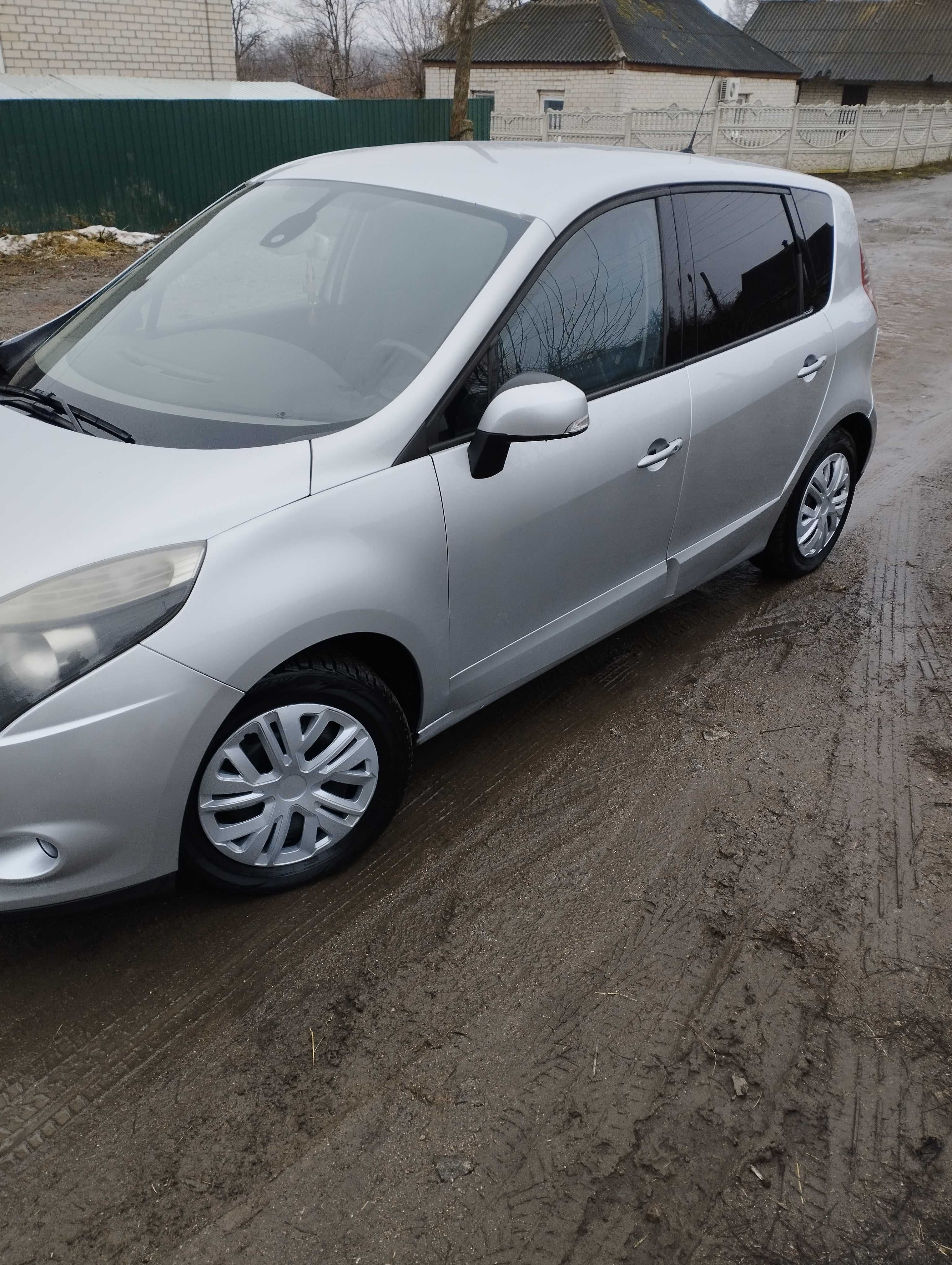 Renault scenic 3 2010р