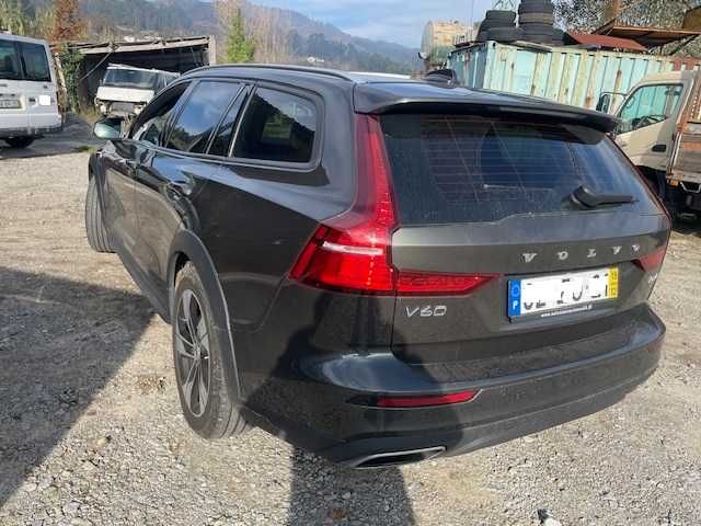 Volvo V60 Cross Coutry