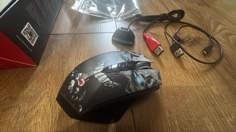 Продам геймерсеую мышку bloody r80