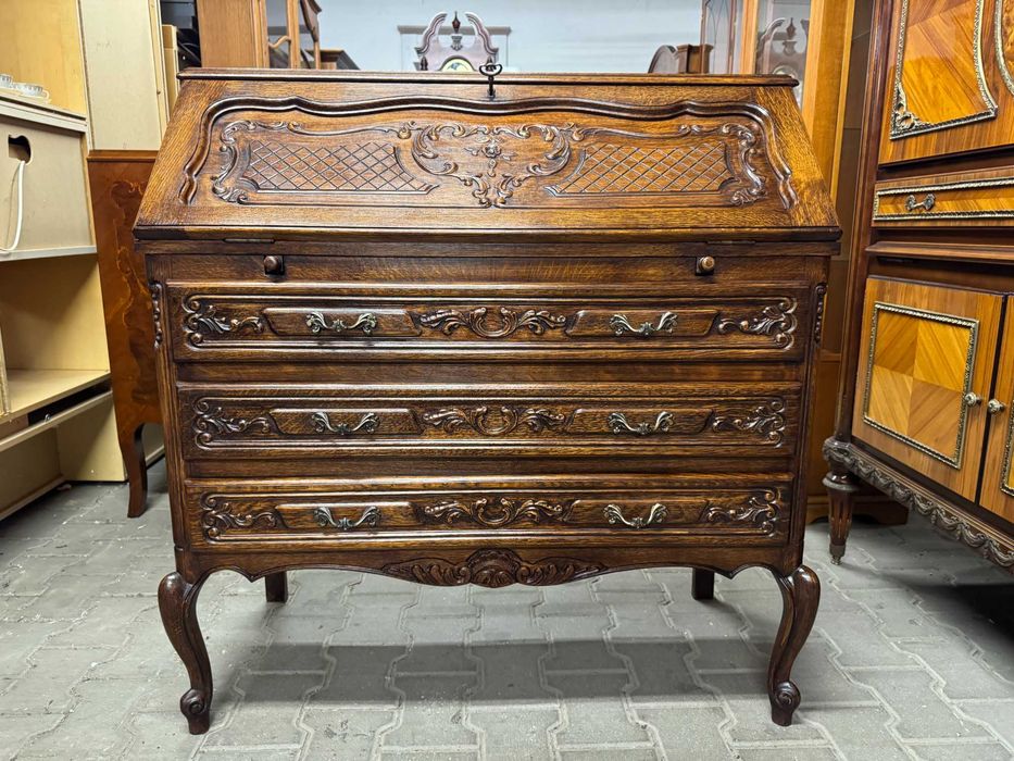 Sekretarzyk w stylu ludwikowskim komoda drewniana sekretarzyk dębowy