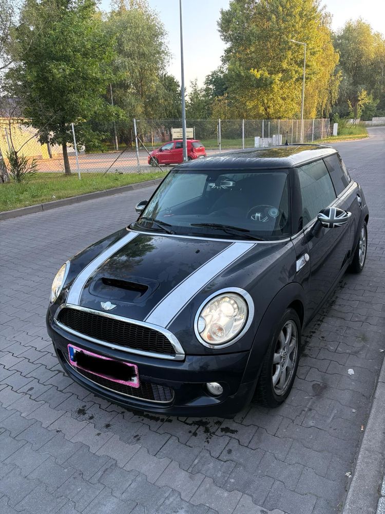 Mini Cooper S r56 2007 rok produkcji 180 KM czarny z dodatkami