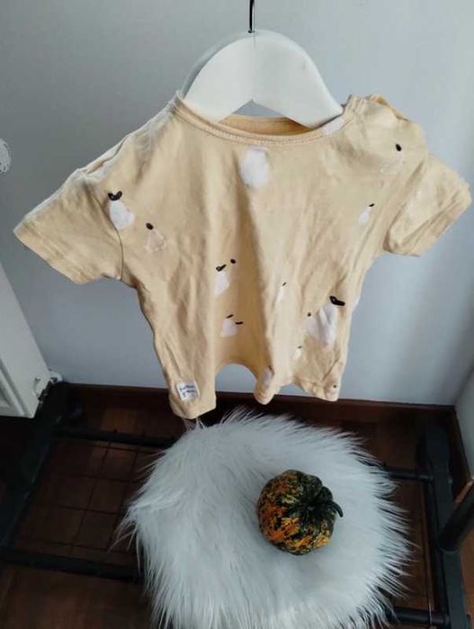 Żółty t-shirt w gruszki Reserved Eco Aware r. 74 cm