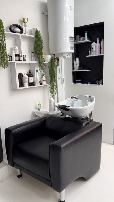 Оренда обладнаних робочих місць для б'юті-майстрів