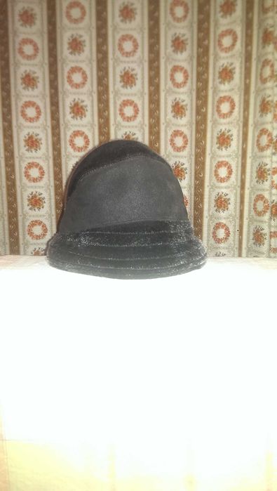 Зимняя женская шляпка