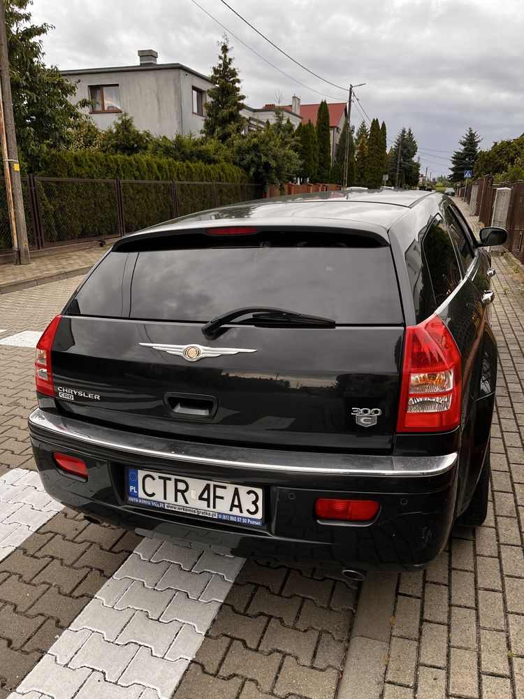 Sprzedam Chrysler 300c kombi Maly przebieg