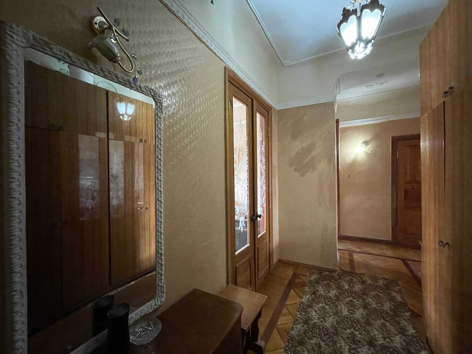 Продам Сталинку, в доме со шпилем, на Плехановской.(404261)