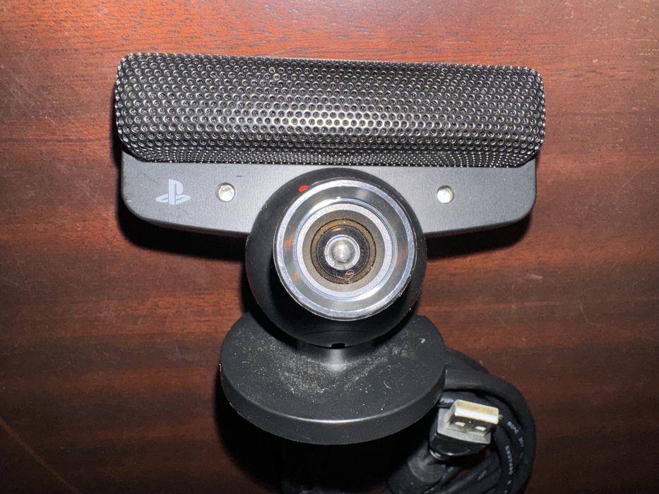 Sony PlayStation Move Controllers and Camera64284529036035122