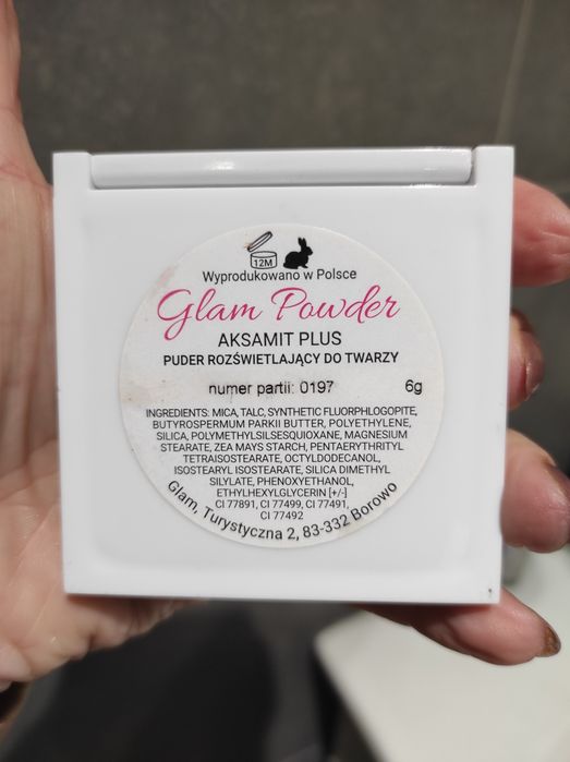 Puder rozświetlający Glam shop Aksamit Plus