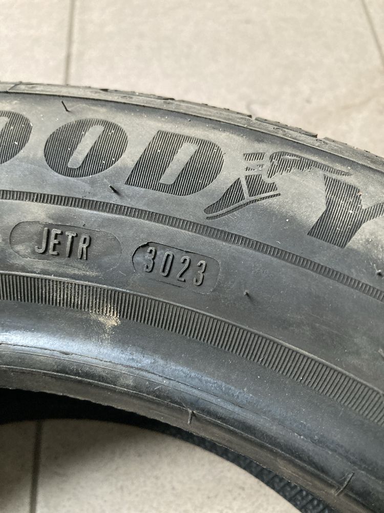 Goodyear efficientgrip performance 195/55 r16