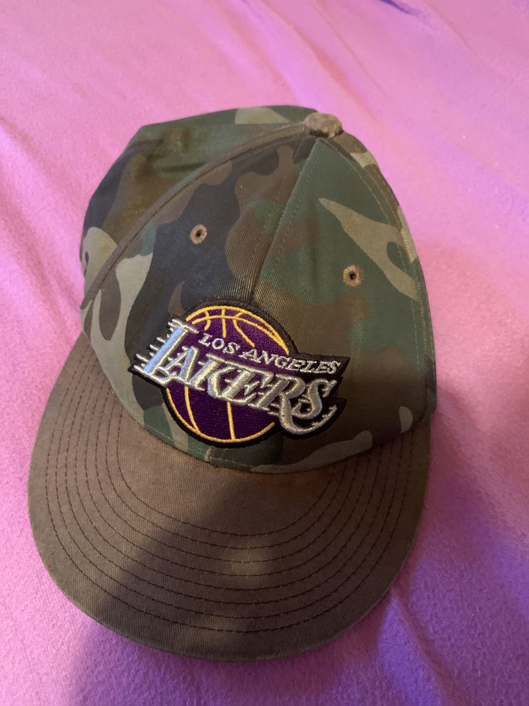 Snapback adidas Lakers