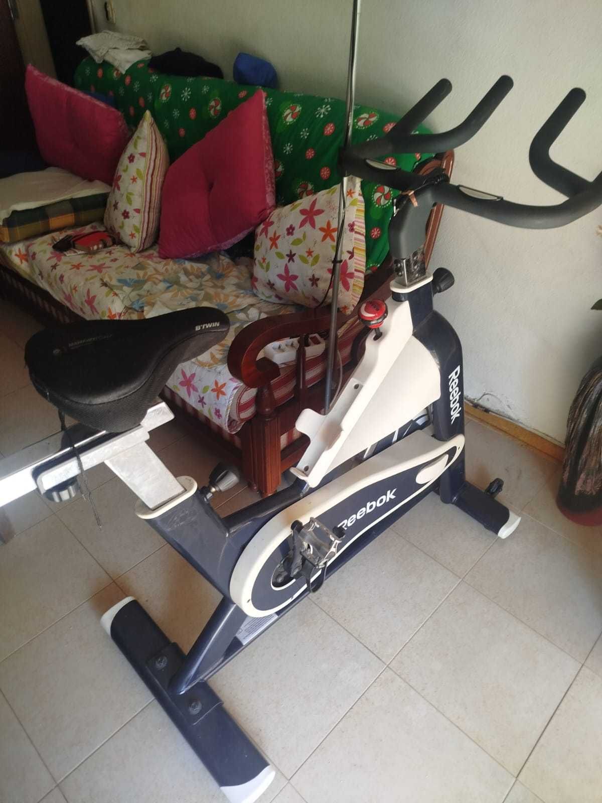 bicicleta reebok b4 5s spinnig