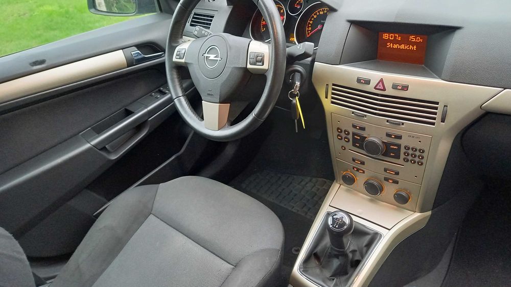 Opel Astra 1.6 benzyna Ksenon Klima PDC