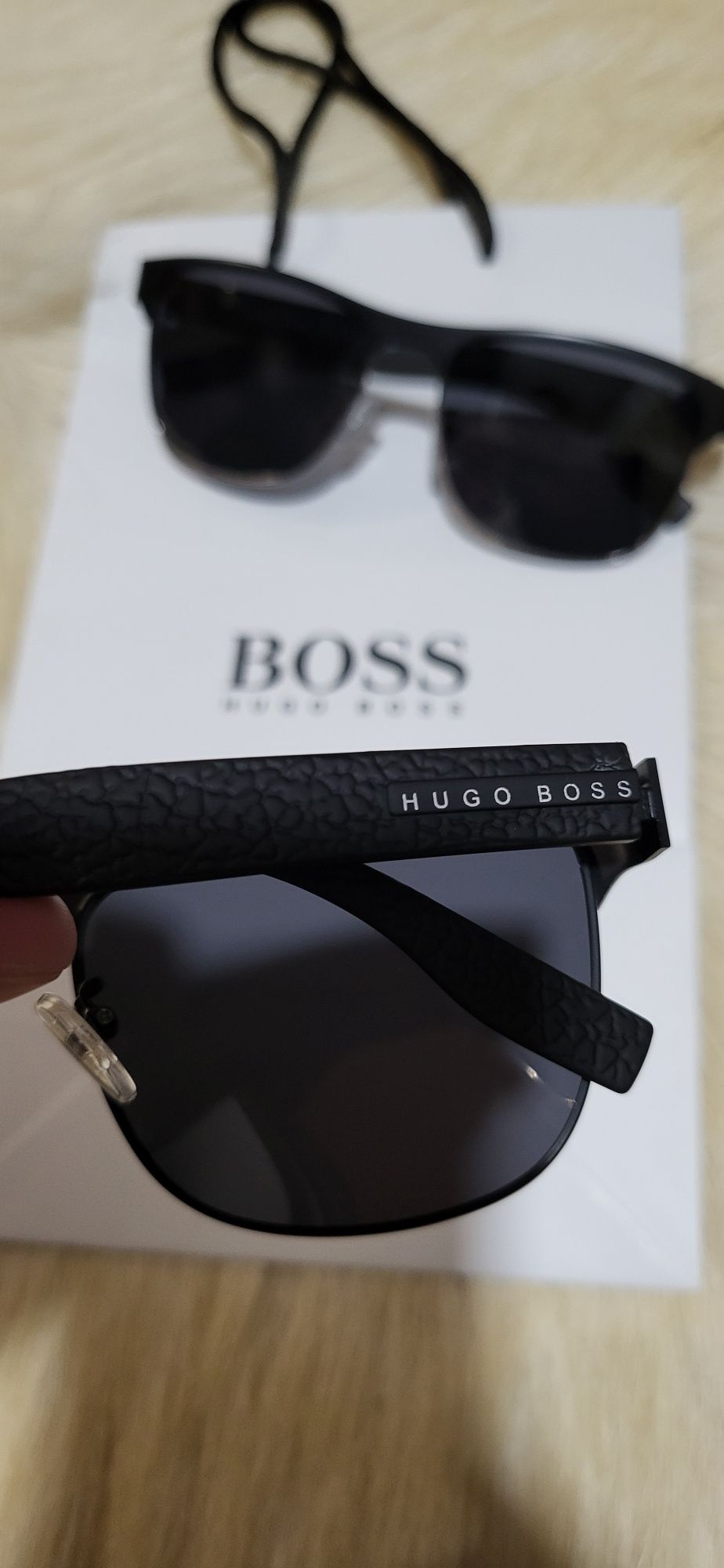 Сонцезахисні окуляри hugo boss очки hugo солнцезащитные