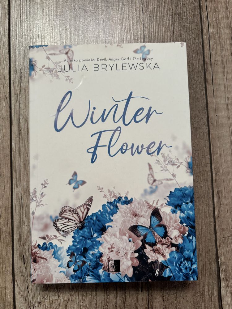 Winter Flower Julia Brylewska