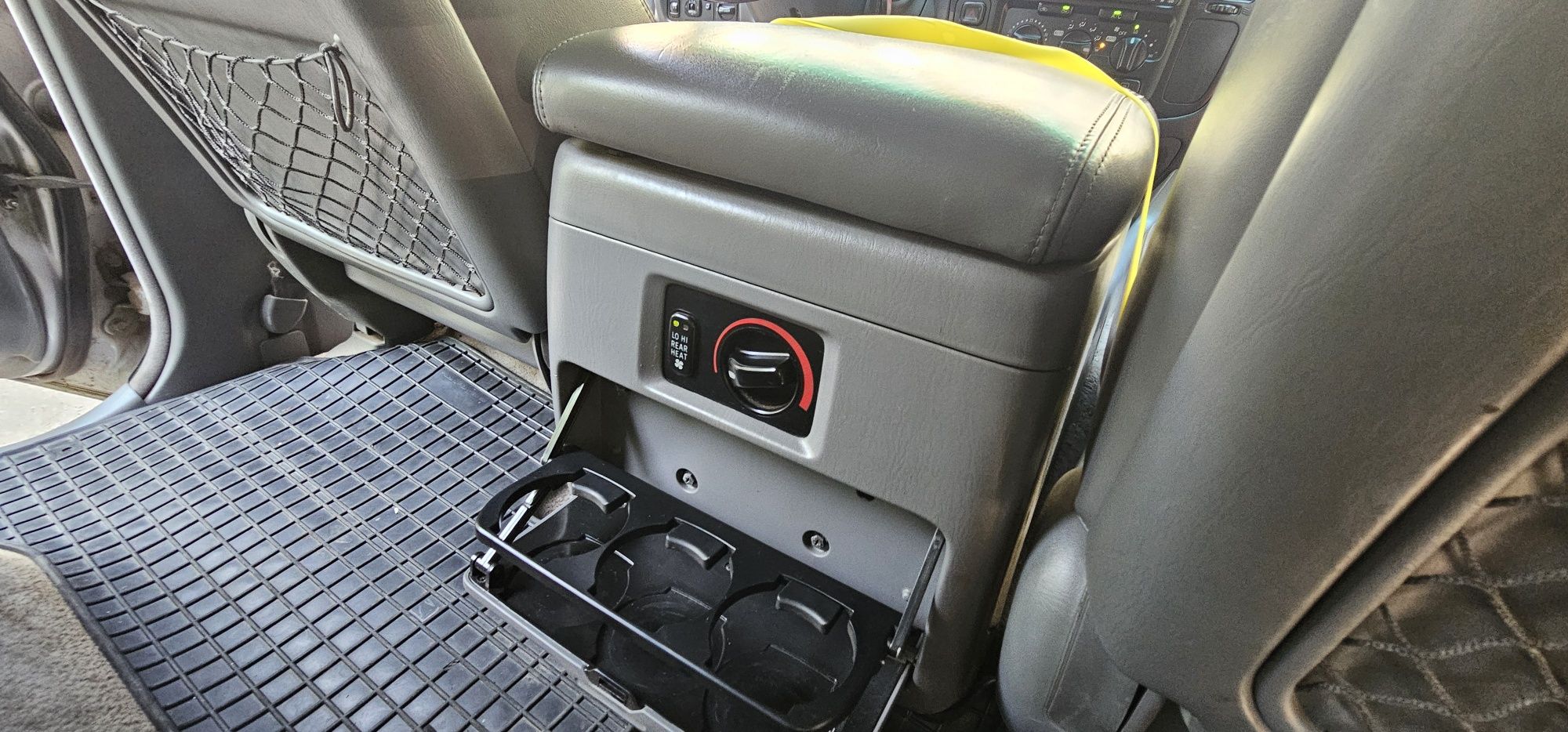 Toyota Land Cruiser 100