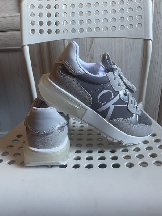 23.5 см 5.5us 36 37 Calvin Klein кросівки кроссовки кеди кеды серые