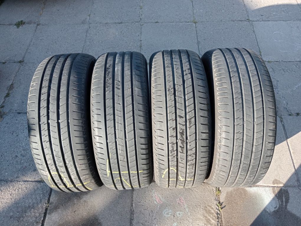 Opony Bridgestone Alenza 245/50 R19