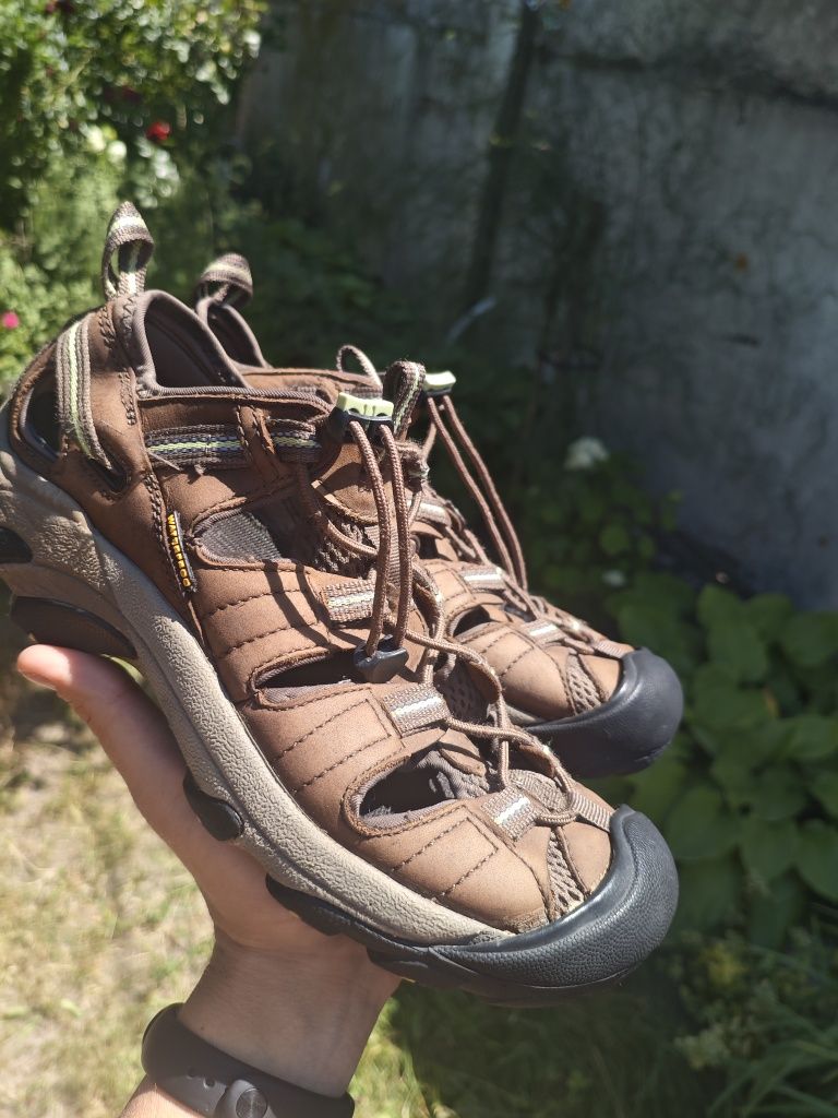 Трекінгові Сандалі Keen Сандалі Сланці