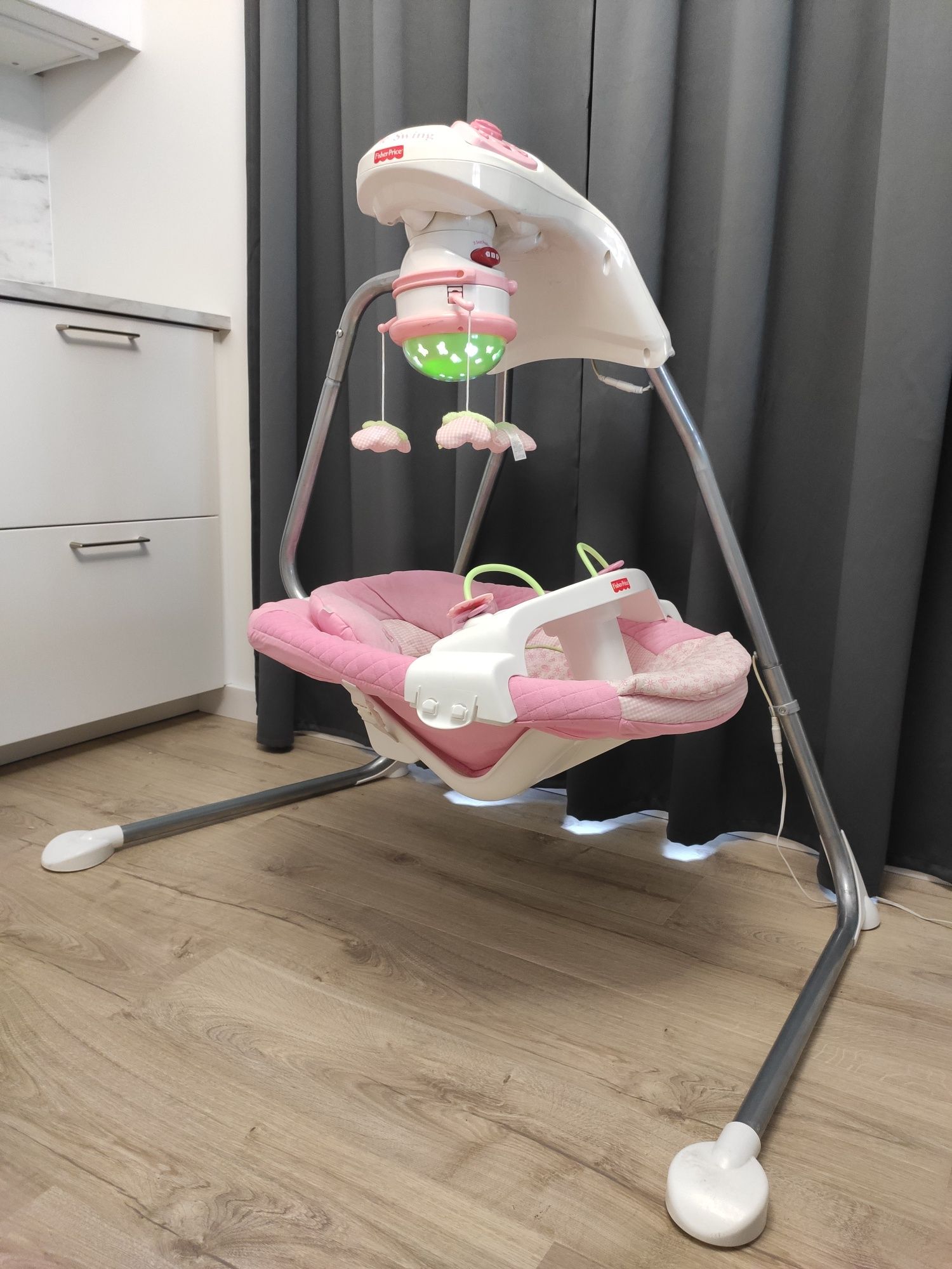 Bujaczek / Huśtawka dla niemowląt fisher price cradle swing
