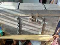 Stary kufer walizka